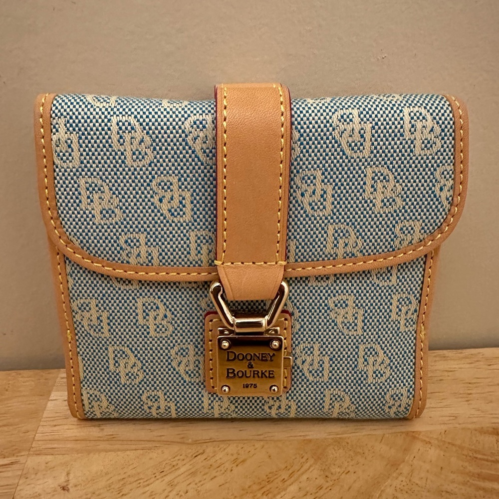 Dooney & Bourke Blue and Tan Signature Wallet - Picture 10 of 11